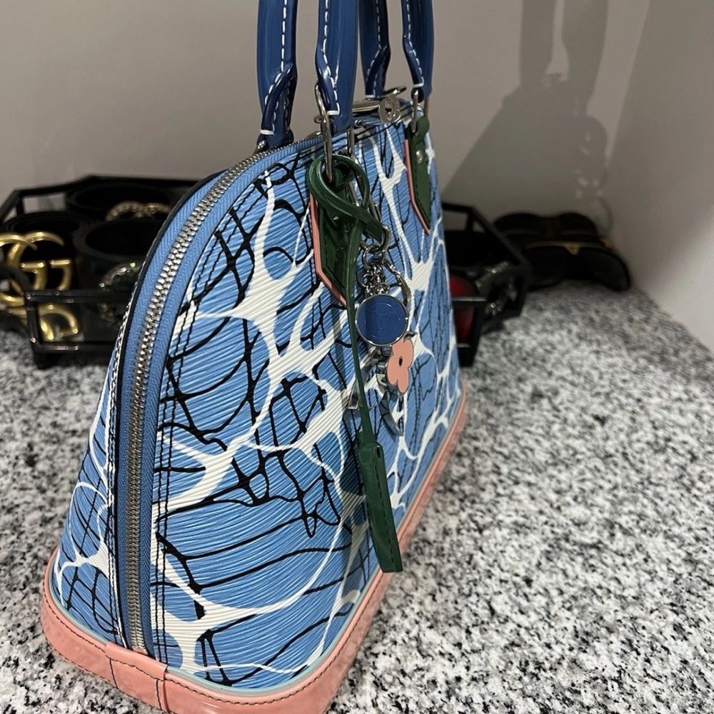 100% Authentic! LOUIS VUITTON Alma BB Aqua Print Epi Leather Crossbody Bag Blue - Picture 5 of 5